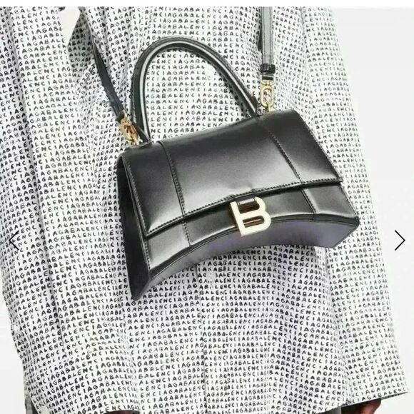 BALENCIAGA Hourglass Small leather crossbody bag - Picture 3 of 13
